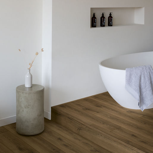 Warm brown oak - CLM5789